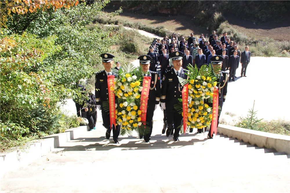 【弘扬烈士精神，缅怀烈士功绩】漳县人民检察院参加“烈士纪念日”纪念活动